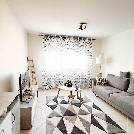 Ferienhaus L'abri-cotier A 30 Metres De La *